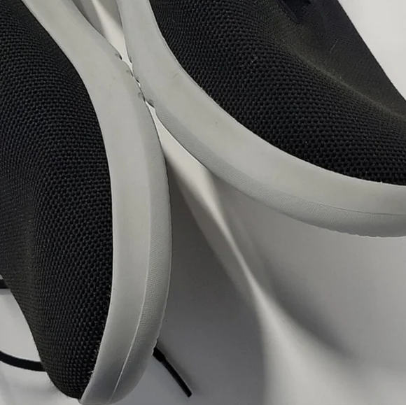 Kizik Madrid Knit Sneakers - Picture 4 of 11